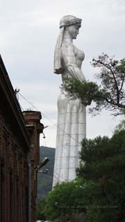 Памятник Мать-Грузия